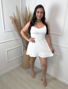 Macaquinho Plissado Stefany Off White na internet