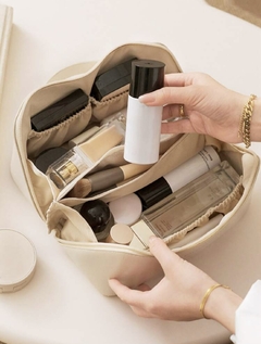 Nécessaire Bolsa Couro Pu Feminina Organizador Viagem Maquiagem Cosméticos Grande - Off - comprar online