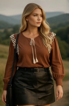 Blusa Boho Artemis Marrom - comprar online