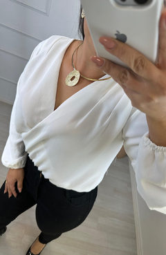 Blusa Transpassada Suzana Off