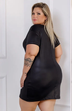 Vestido Couro Pluz Size Mineia Preto na internet