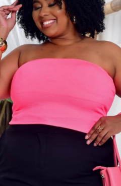 Cropped Plus Tuani Rosa Neon - comprar online