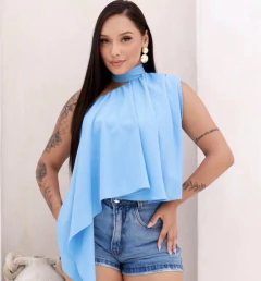 Regata Nula Laço Assimétrica Azul Claro - comprar online