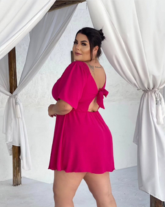 Macaquinho Plus Olivia Pink na internet