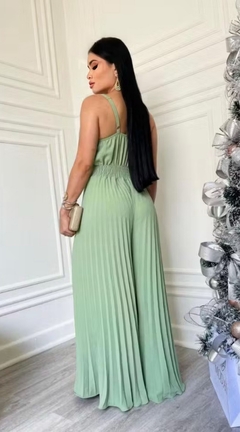 Macacão Plissado Antonella Verde na internet
