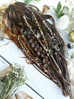 Aplique con Broche colores castaño - comprar online