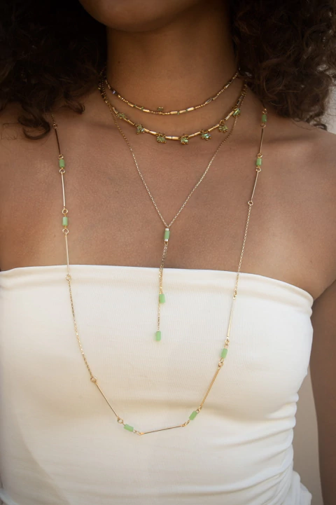 Colar Longo Pedras Verdes - comprar online