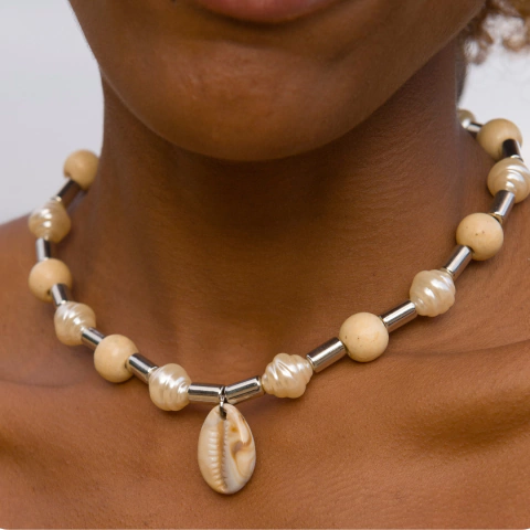 Colar Tubos Pêssego Búzios