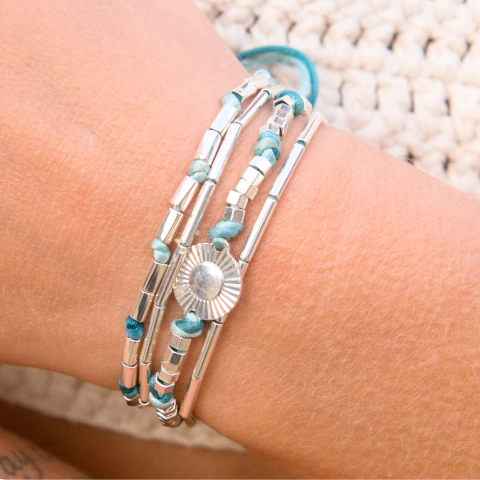 Pulseira Macramê Canudinhos Azul