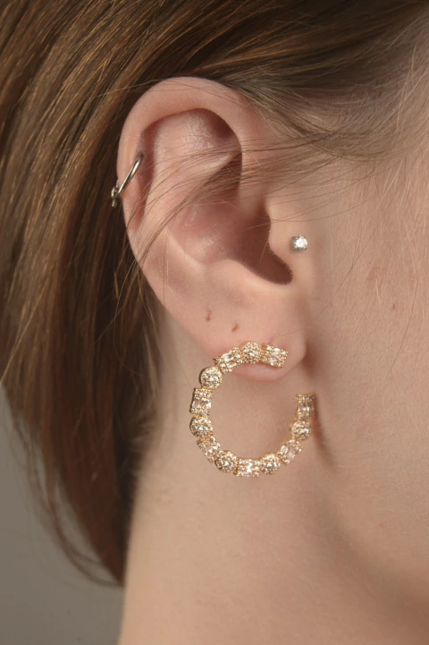 Brinco C Cravejado Dourado - comprar online