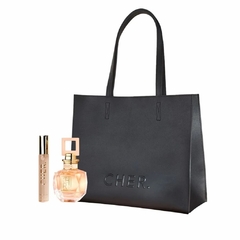 Cher Onyx Zarci Tote Bag