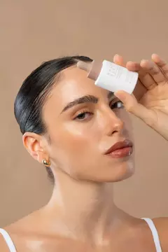 Serum Peptide Gradual Tanning Brown bee modelo