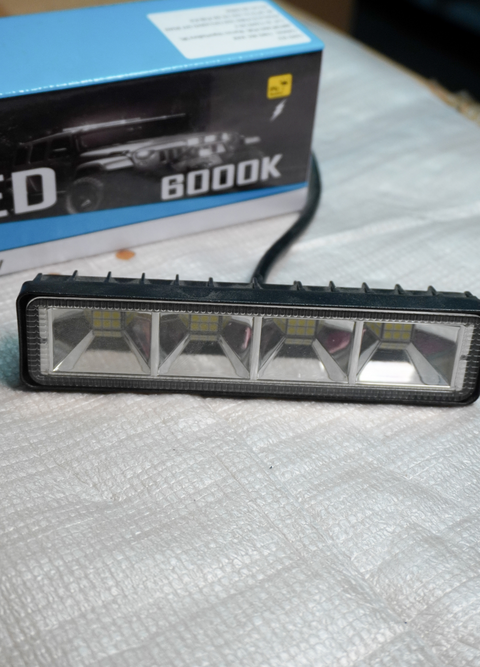 Faro rectangular con flash 12/24V