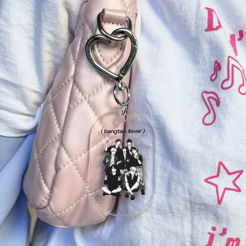 Chaveiro Bangtan 4ever - comprar online