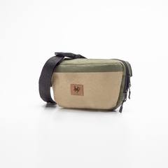 Riñonera Street Verde y beige - comprar online