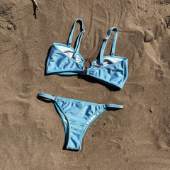 Cata Sky en internet