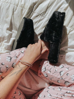 Julia Negras - comprar online