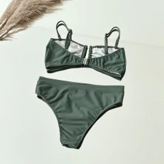 Bela Militar VEDETINA en internet