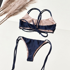 Pili Reversible Azul Shark y Champagne on internet