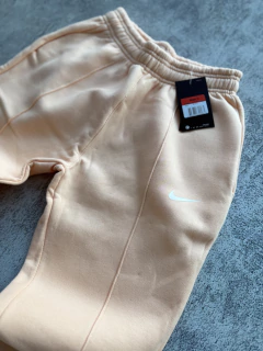 Imagen de Jogging Nk dama friza premium color