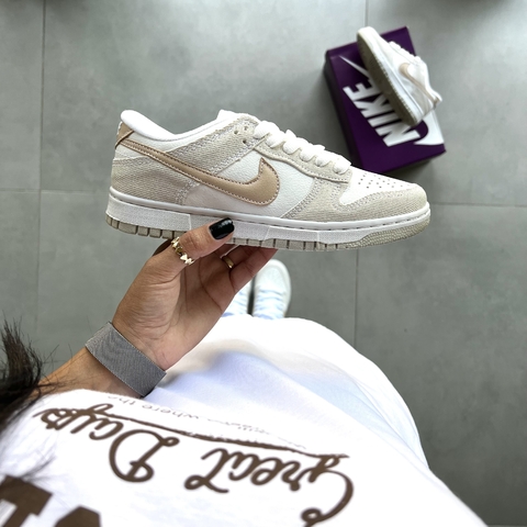 NIKE DUNK SB NUDE COM SALMÃO GLITTER LUXO