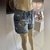 Short jeans Shoulder (38) - Brechó Quer Eu Pra Tu