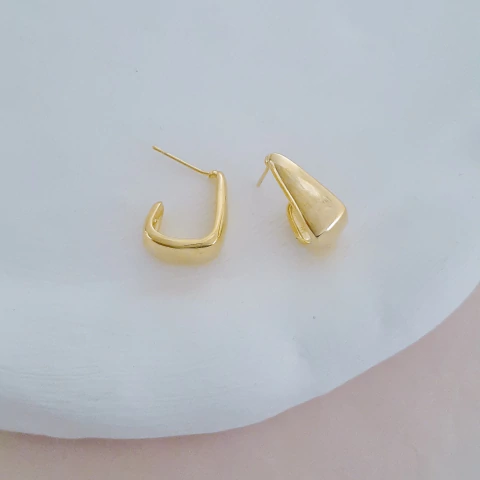 Argola retangular bold