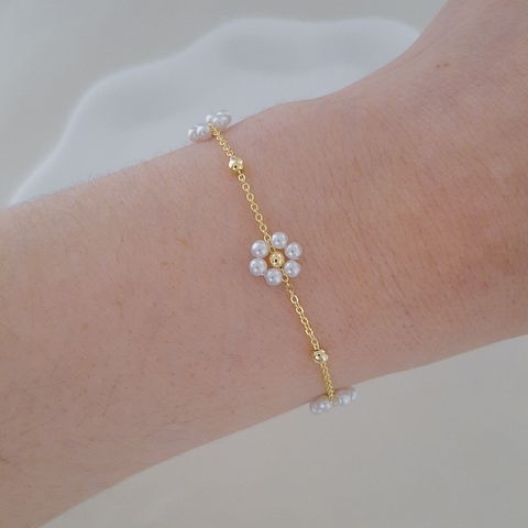 Pulseira flores pérola