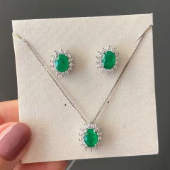 COLAR PRATA 925 OVAL/ 1 FILEIRA CRAVEJADA/ ESMERALDA FUSION - comprar online