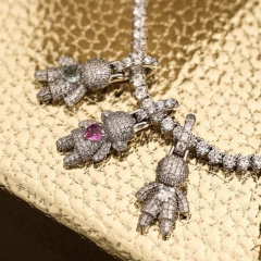 PINGENTE DE RIVIERA PRATA 925/ MENINO CRAVEJADO CORACAO CENTRAL AGUA MARINHA - comprar online