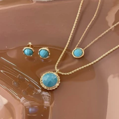 COLAR REDONDO PEDRA NATURAL JADE TURQUESA PP na internet