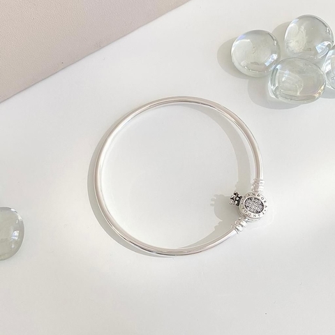 BRACELETE DE BERLOQUE ARO LISO SIMBOLO CRAVEJADO