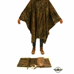 PONCHO DE LLUVIA CAMUFLADO