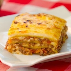 Lasaña bologñesa
