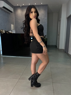 Conjunto estiloso na internet