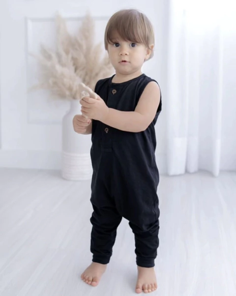 Macacão Lucas preto - comprar online