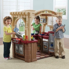 Step2 Grand Walk-In Kitchen & Grill – Step2 Kitchen para niños - Danielle's Store