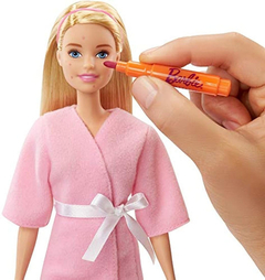 Barbie Mascarilla Facial Spa Day Playset Con Muñeca Barbie - tienda online