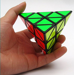 Yj Pyramid Speed Cube 3x3 Triangle Magic Cube Puzzle Juguete en internet