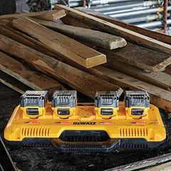 Dewalt Dcb104 - Cargador Rápido De Litio De 4 Puertos, 20 V