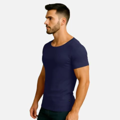 Camiseta Gola Canoa Slim Fit Manga Curta - comprar online