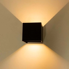 Arandela de Parede Cubo 6w Preta BQ - comprar online