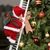 PAPAI NOEL SUBINDO ESCADA 