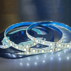 FIta Led 5050 IP65 60Led 6000K na internet