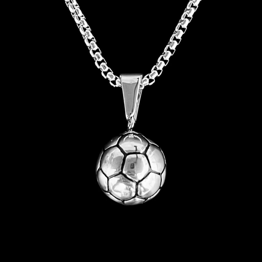 Collar Con Dije Colgante Pelota De Futbol thumbnail 3