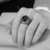 Anillo Slash Piedra Negra - Poppe