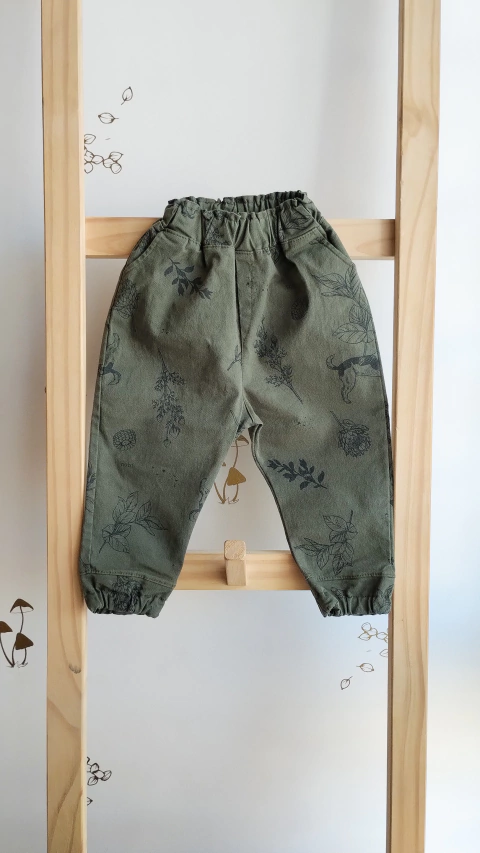 Pantalón Chicha Gabardina