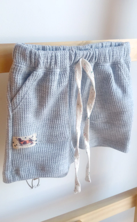 Short Panal Gris