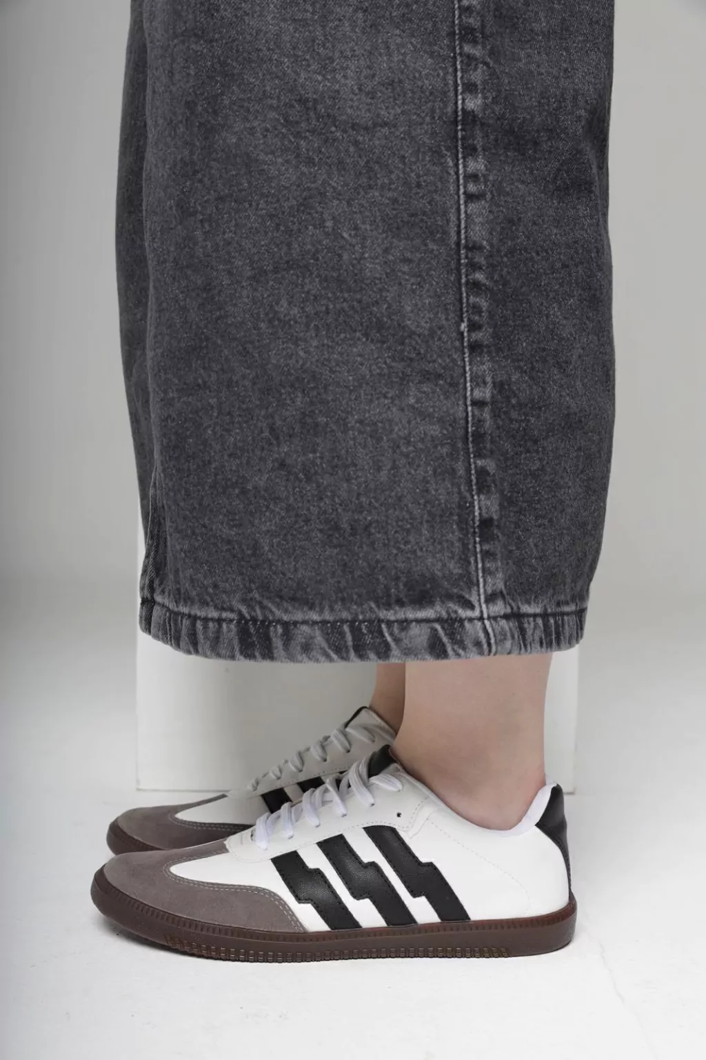 TÊNIS MICHELI BRANCO/PRETO