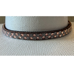 Bandinha Para Chapéu Strass Salmon/Pérola Duplo Couro Café BC83 - comprar online